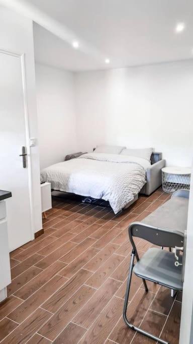 Apartamento Douce Fragrance 4 Couchages Wifi Grasse Exterior foto